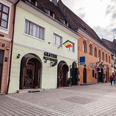 Residence Piata Sfatului Braşov Exterior foto