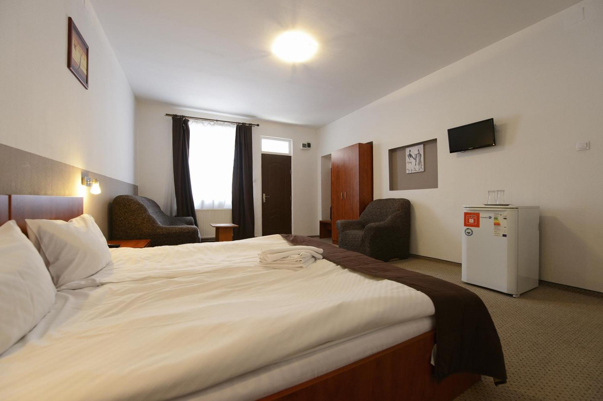 Residence Piata Sfatului Braşov Habitación foto