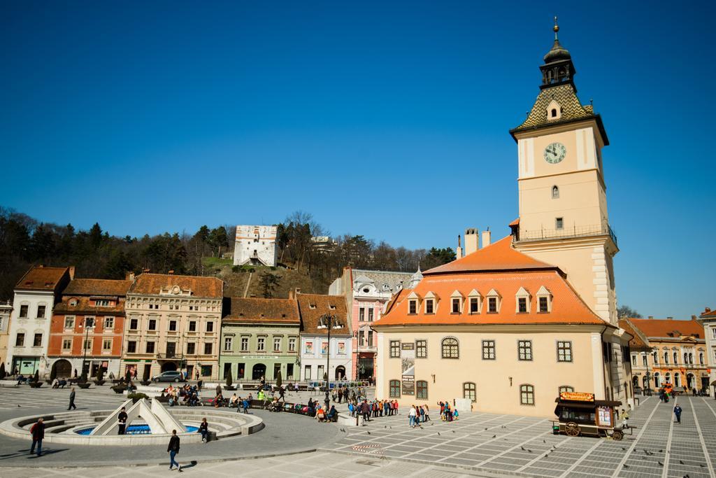Residence Piata Sfatului Braşov Exterior foto